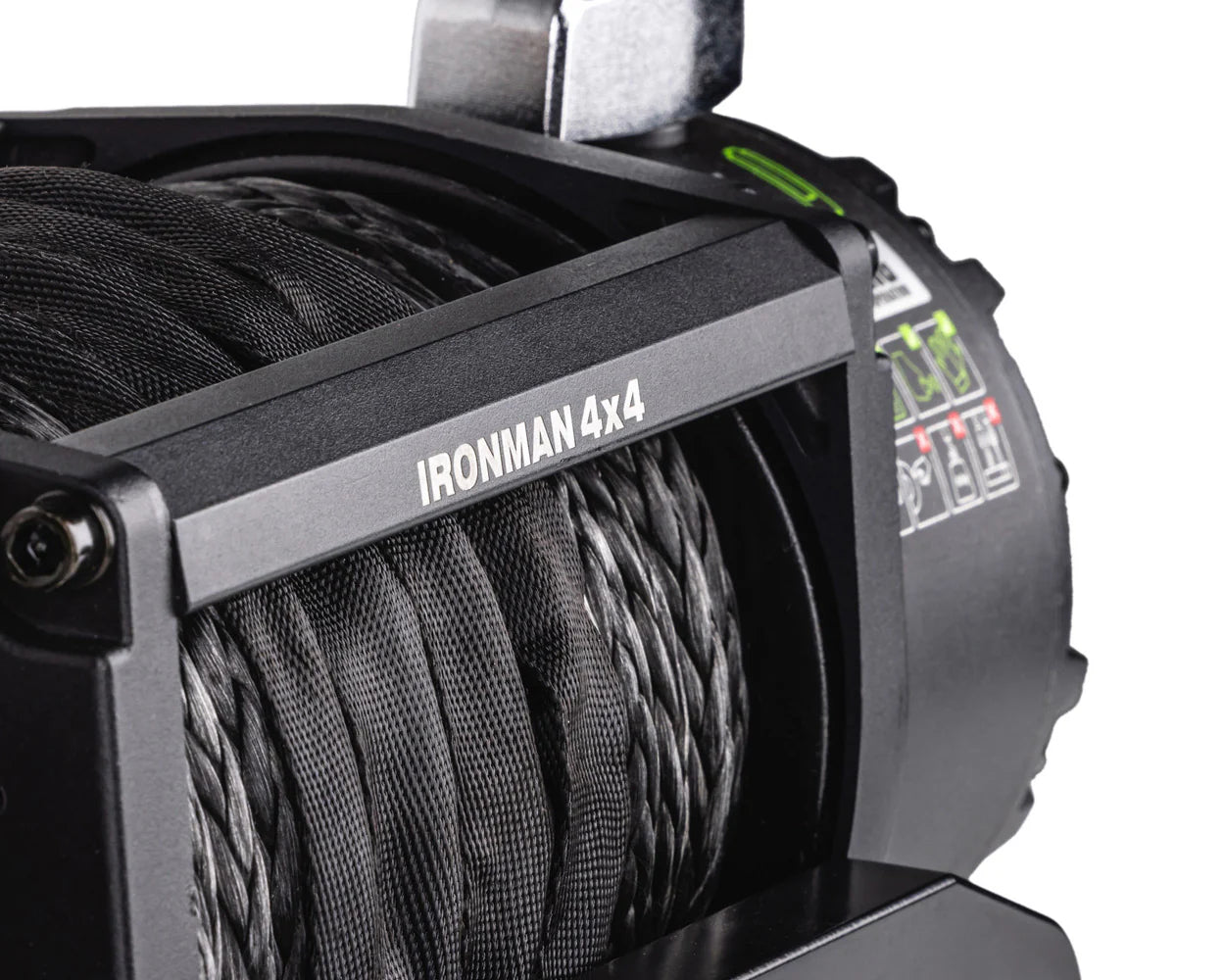 Malacate IRONMAN 4X4 con Cable de Plasma