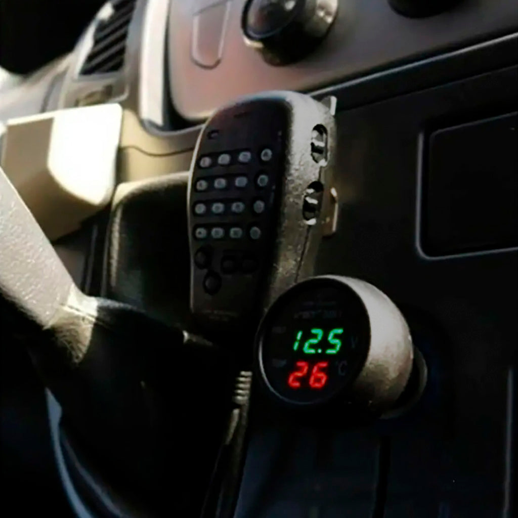 Voltimetro Digital para encendedor de  Vehículo